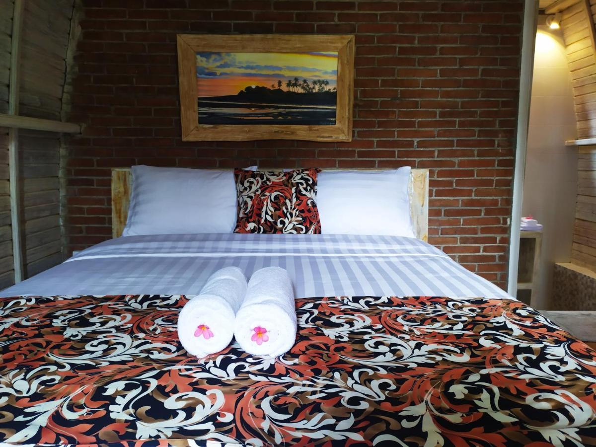 Sunsets At Sumbul Hotel Pulukan Phòng bức ảnh